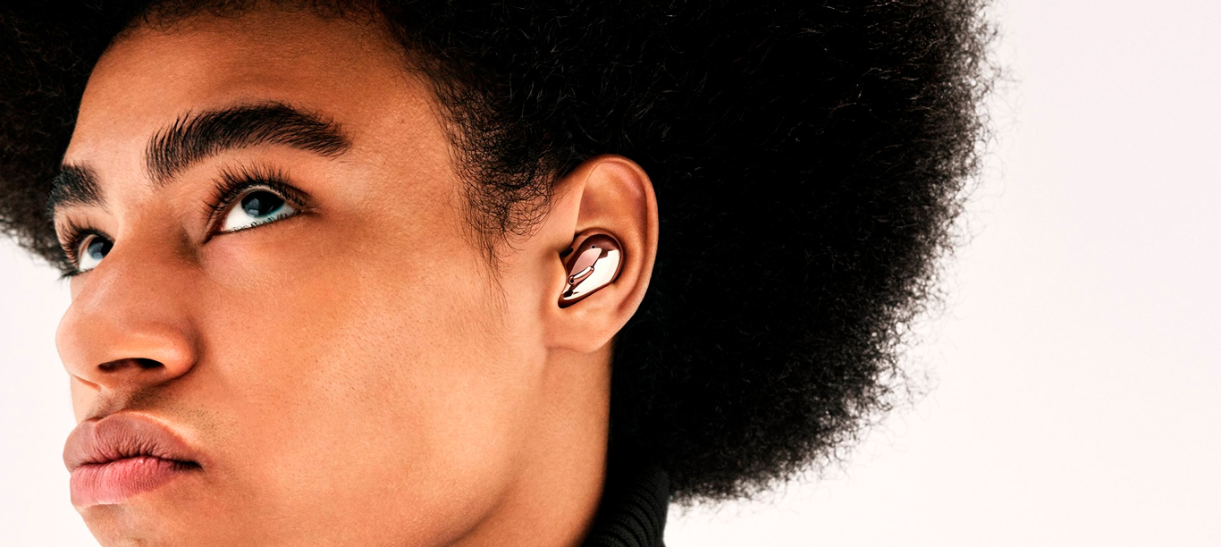 Fone de Ouvido Sem Fio Intra-Auricular Samsung Galaxy Buds Live Bluetooth - SM-R180NZNAZTO