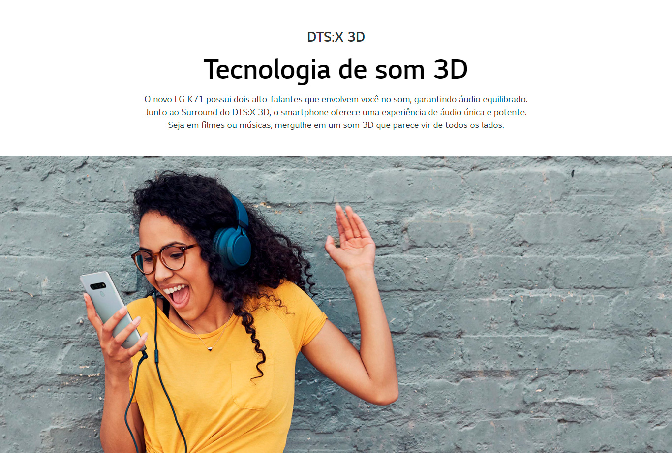 Smartphone LG K71 128GB 4GB RAM Tela 6.8 Câmera Tripla Traseira 48MP + 5MP + 5MP Frontal de 32MP Bateria de 4000mAh Titânio