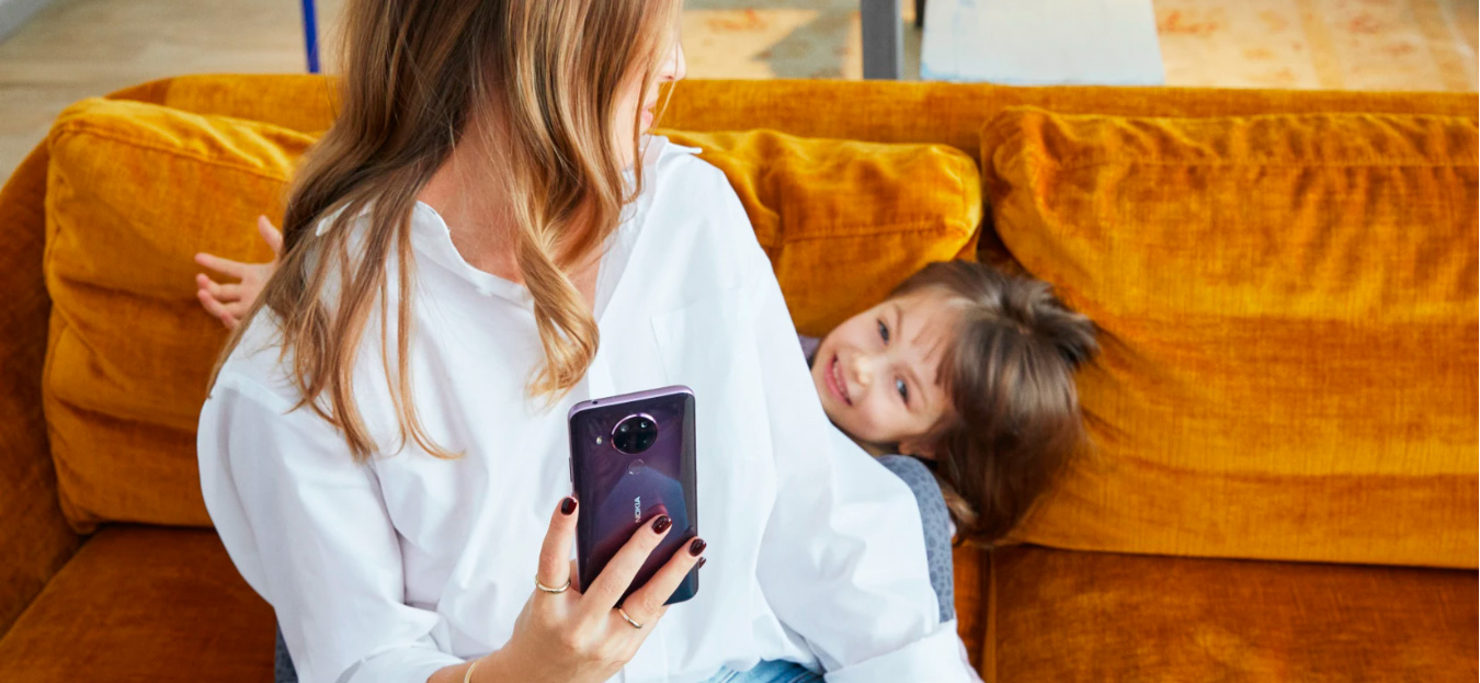 Smartphone Nokia 5.4 128GB 4GB RAM Tela 6,39 Câmera Traseira Quádrupla 48MP + 5MP + 2MP + 2MP Frontal de 16MP Bateria de 4000mAh Azul